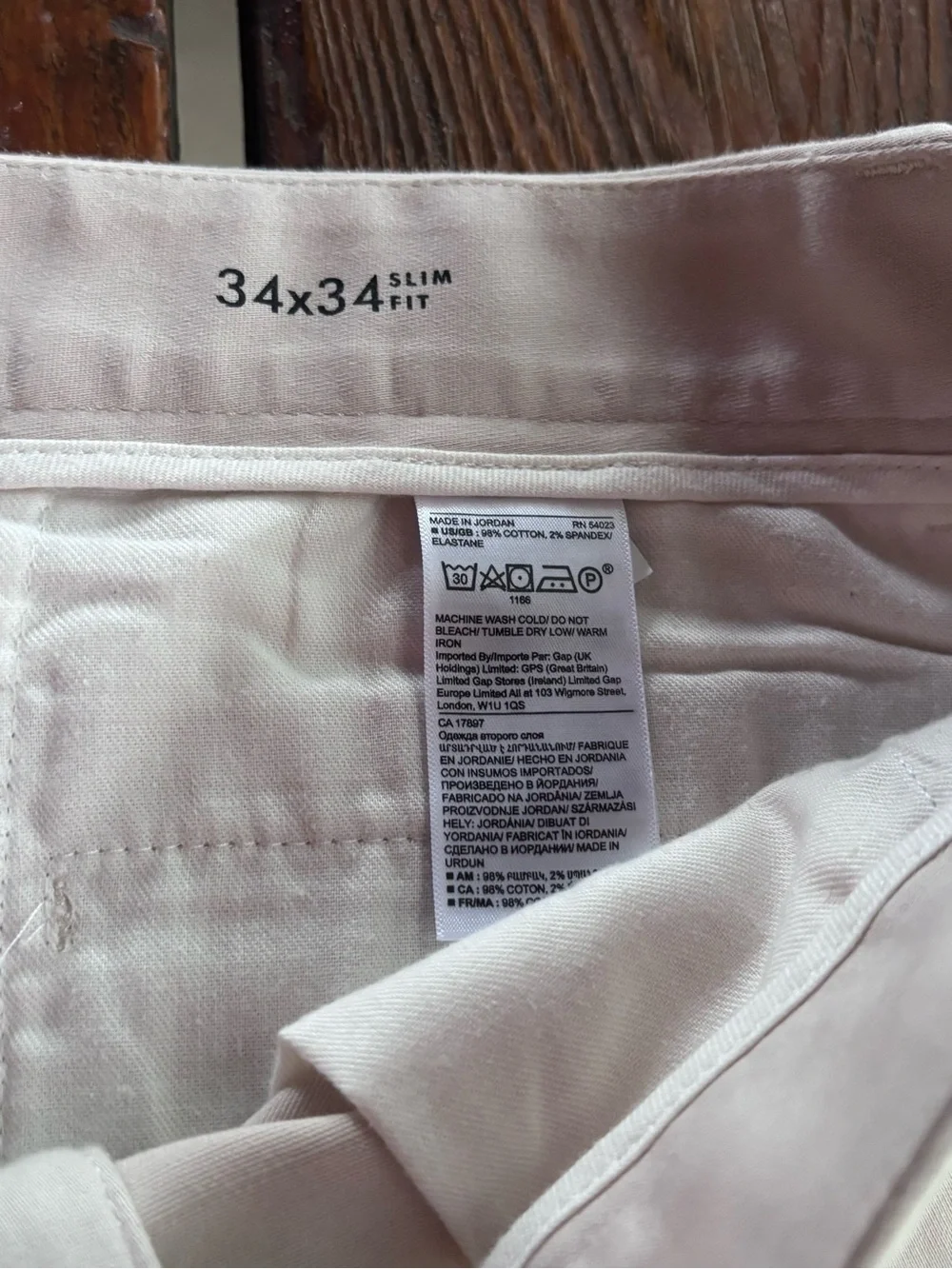 Mens Banana Republic Traveler Tan 34 x 34 Slim